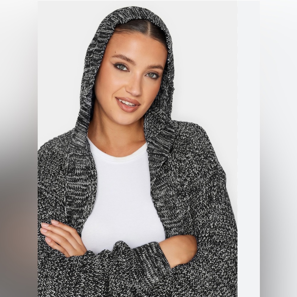 Effeci women’s‎ size large speckled, double breasted sweater with hoodie